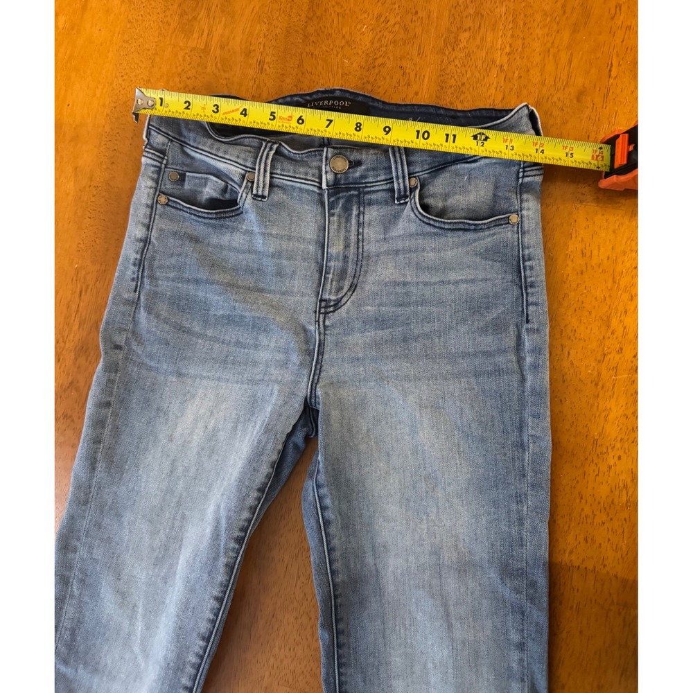 Liverpool Los Angeles Women's The Crop Light Wash Cuffed Denim Jeans Size 8/29 - Picture 7 of 11